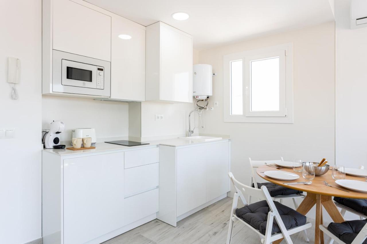 Apartamentos La Pelusa 马拉加 外观 照片