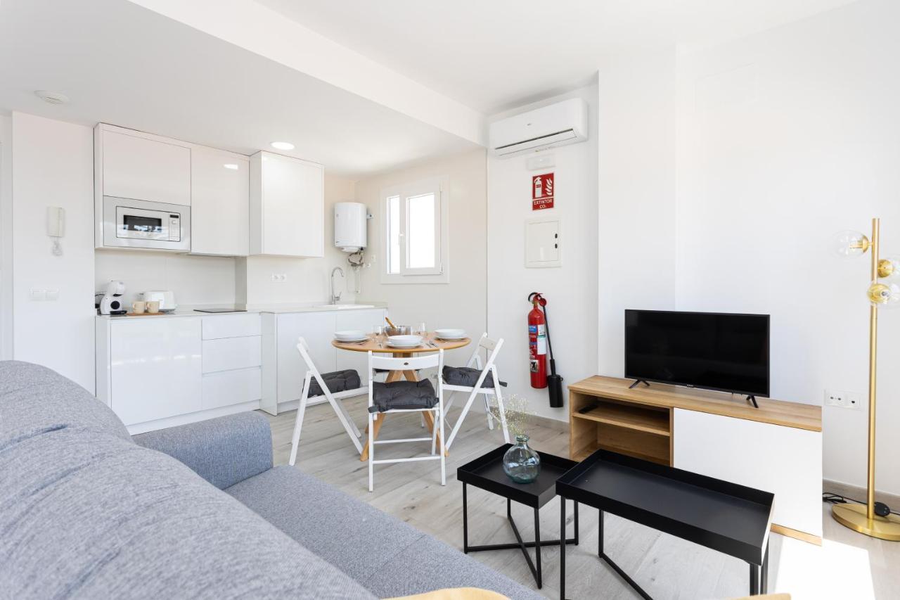 Apartamentos La Pelusa 马拉加 外观 照片