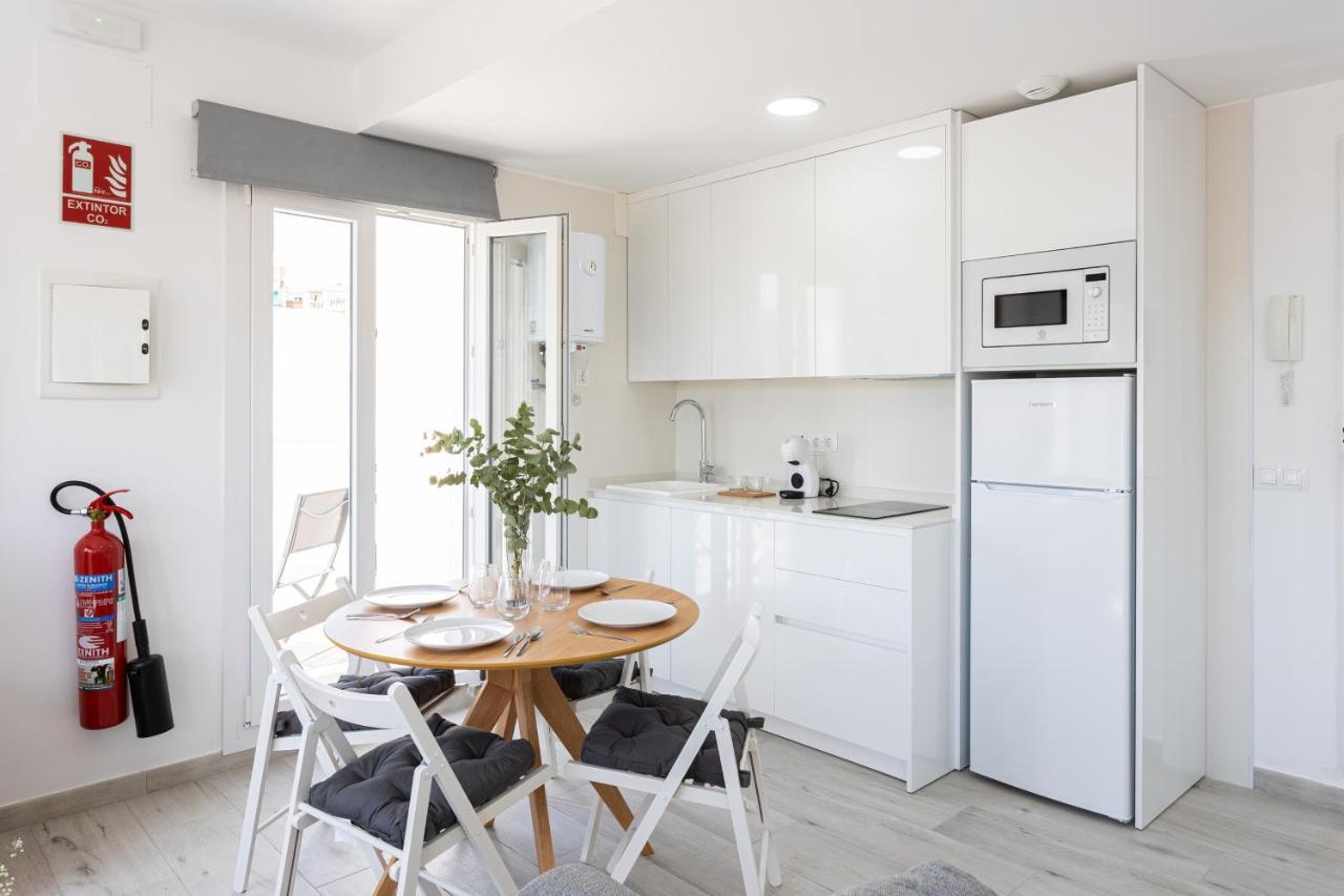 Apartamentos La Pelusa 马拉加 外观 照片